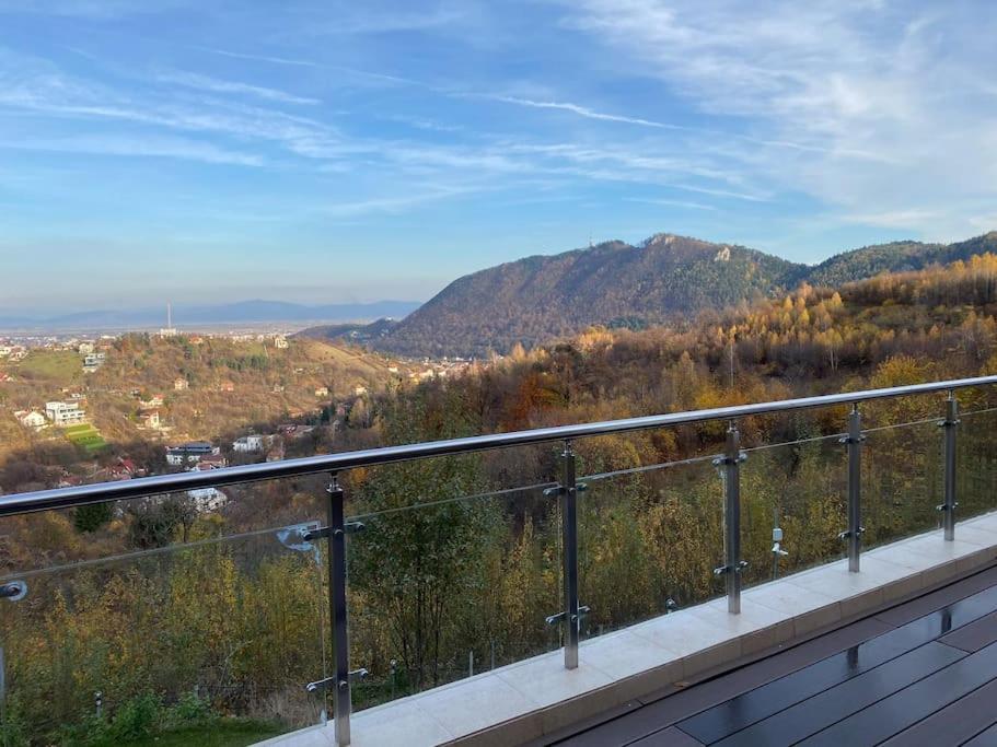 Modern Apartment With City-View Near Poiana Braszów Zewnętrze zdjęcie
