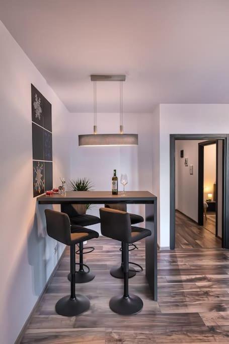 Modern Apartment With City-View Near Poiana Braszów Zewnętrze zdjęcie